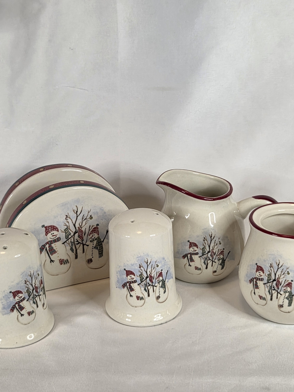 VTG Royal Season Stoneware Snowman 5 Piece Set Creamer Sugar Salt Pepper Napkin
